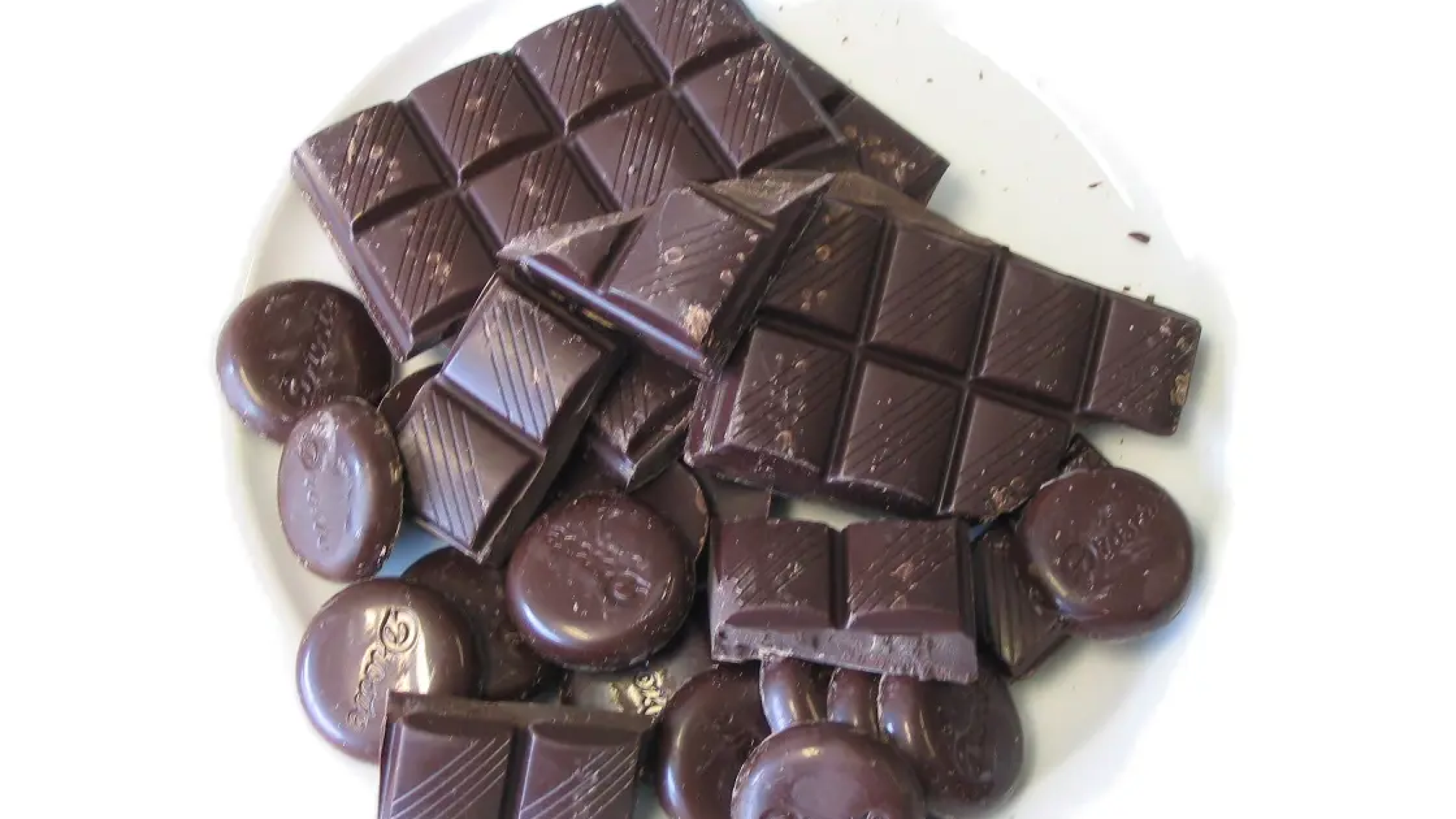 Chocolate and onion-syrup against cough