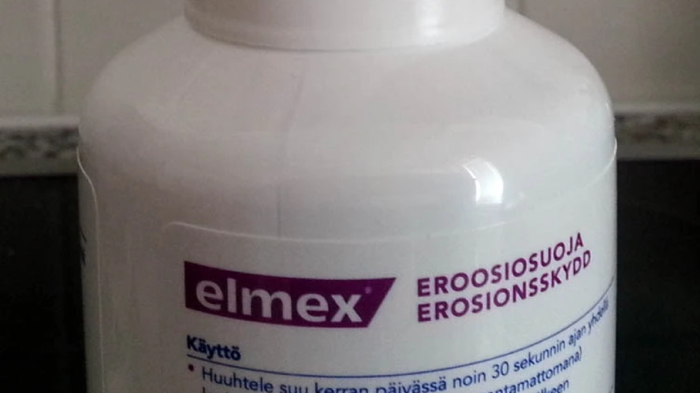 Screw cap of Elmex mouth wash always breaks