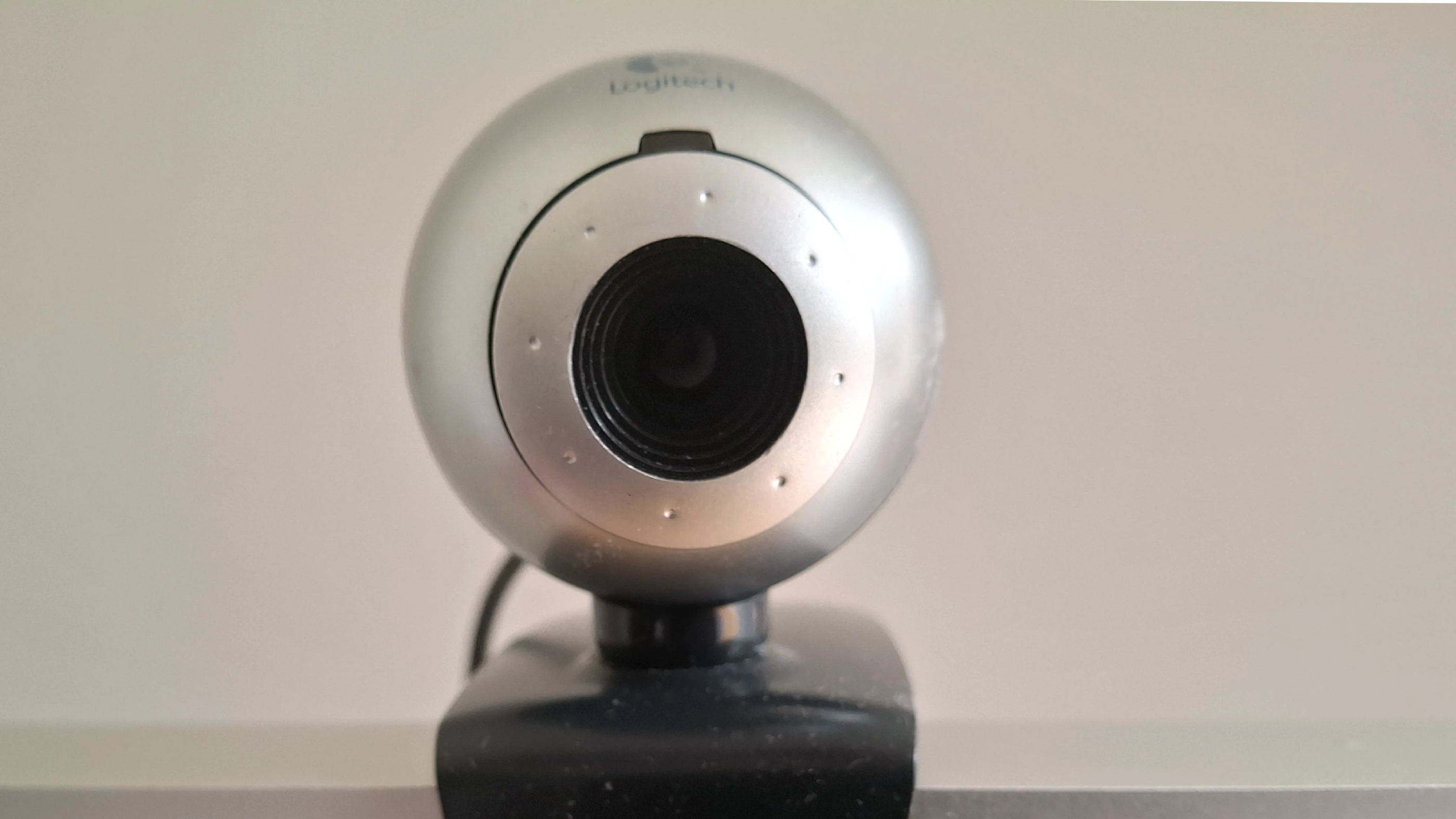 Taking an webcam image from the command line