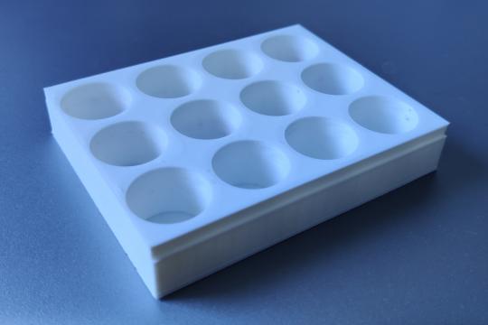 3D-printed 12-well-plate