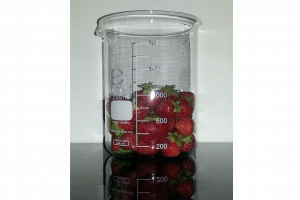 Measuring strawberry volume